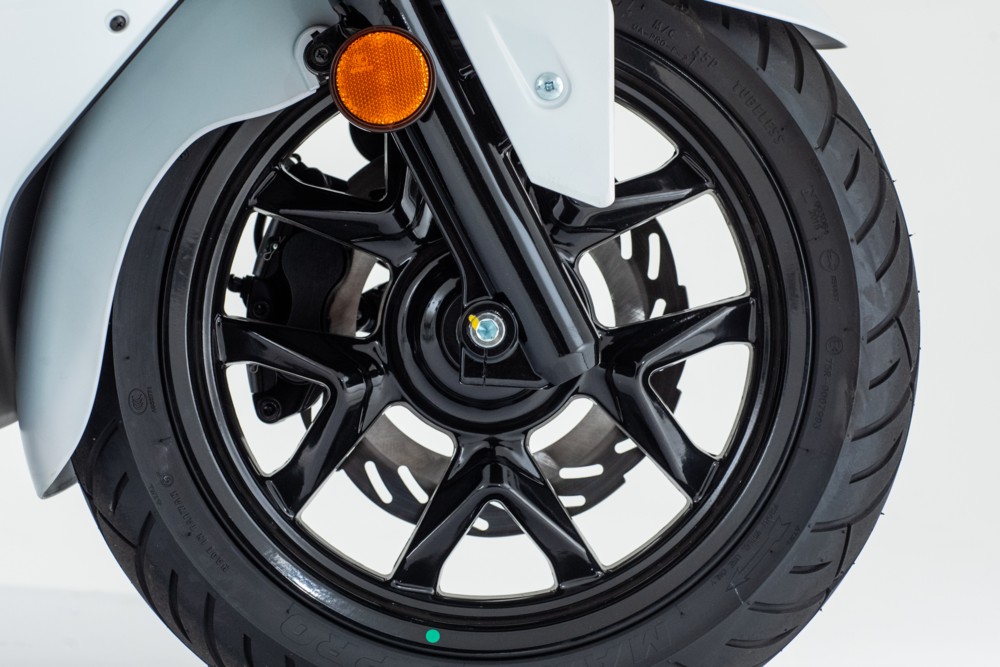 Pneumatici invernali per scooter: quando è consigliato l’utilizzo?